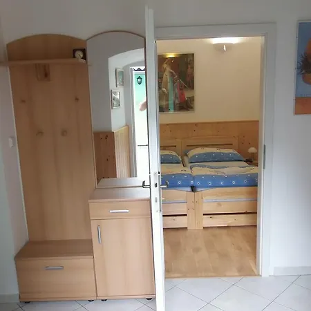 Penzion Netolice 招待所 Netolice